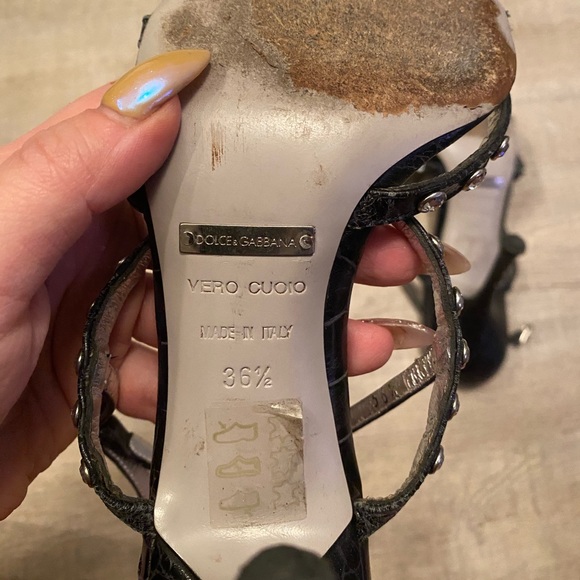 Authentic Dolce & Gabbana black leather heels - Picture 5 of 7